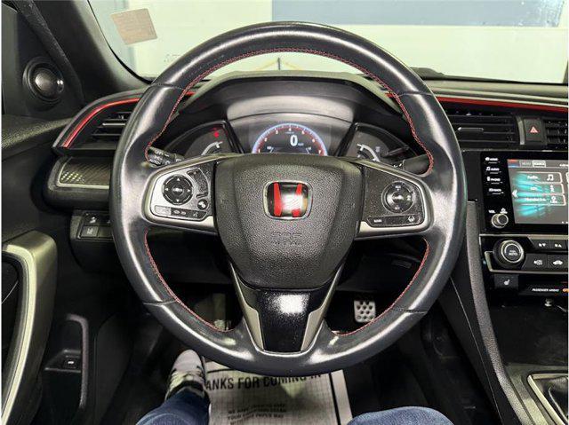 Photo of 2020 Crystal Black Pearl Honda Civic Si