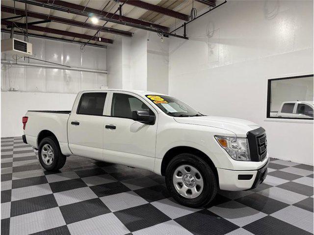 2022 Nissan Titan