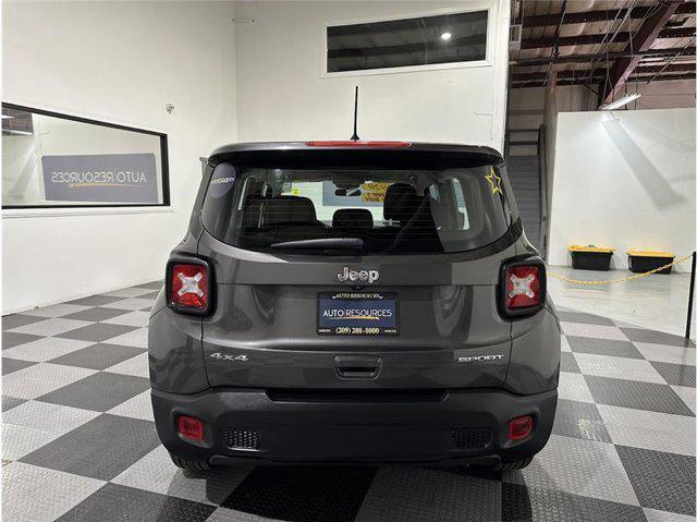 Photo of 2020 Granite Crystal Metallic Clearcoat Jeep Renegade