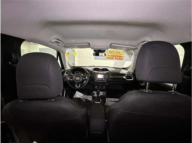 Photo of 2020 Granite Crystal Metallic Clearcoat Jeep Renegade