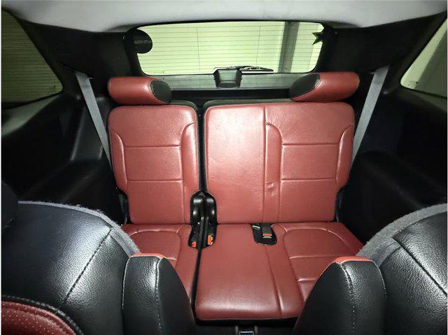 Photo of 2020 Summit White Chevrolet Traverse