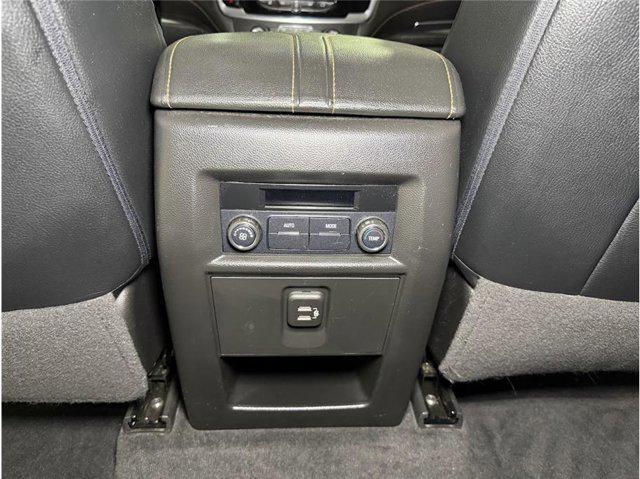 Photo of 2020 Summit White Chevrolet Traverse