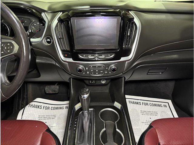 Photo of 2020 Summit White Chevrolet Traverse