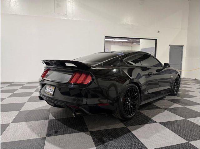 Photo of 2016 No Color Ford Mustang