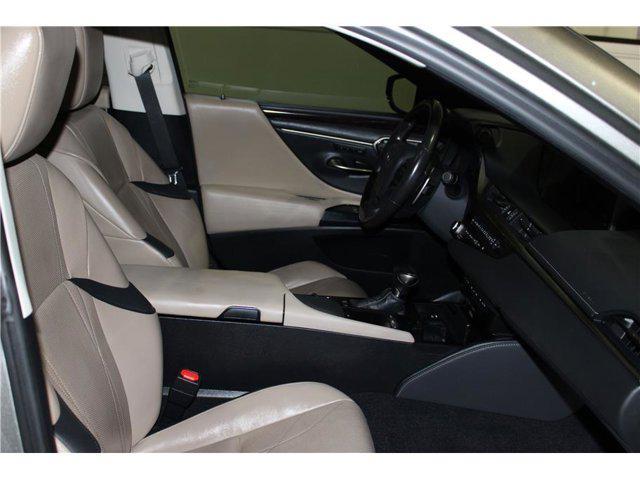 Photo of 2021 Nebula Gray Pearl Lexus ES 300h