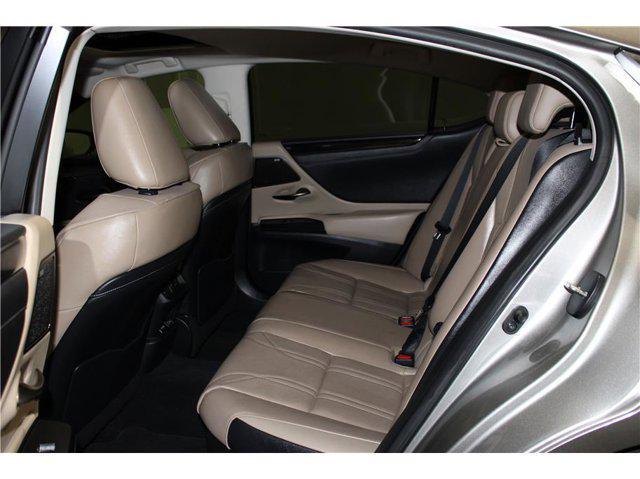 Photo of 2021 Nebula Gray Pearl Lexus ES 300h