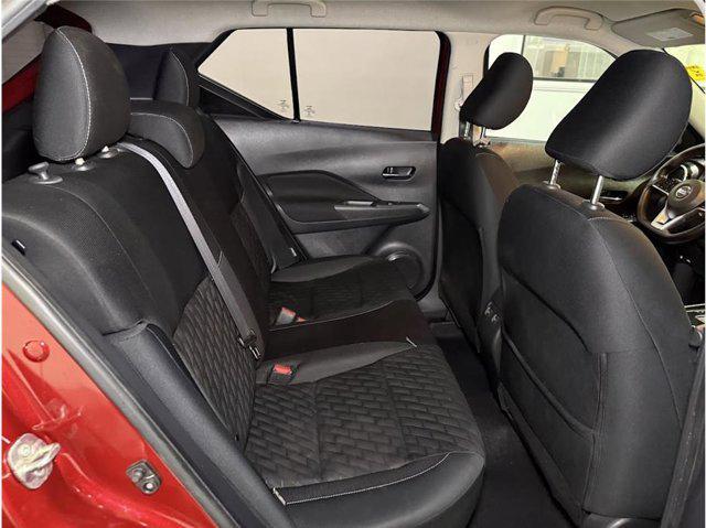 Photo of 2021 Scarlet Ember Tintcoat Nissan Kicks