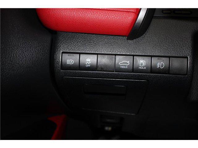 Photo of 2020 Wind Chill Pearl/Midnight Black Metallic Toyota Camry