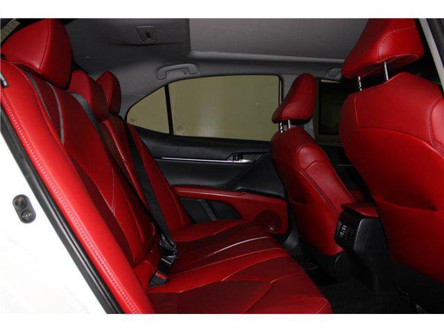 Photo of 2020 Wind Chill Pearl/Midnight Black Metallic Toyota Camry