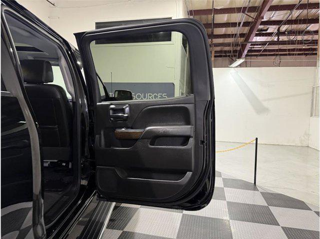 Photo of 2018 Onyx Black GMC Sierra 1500
