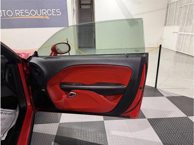 Photo of 2015 Torred Clearcoat Dodge Challenger