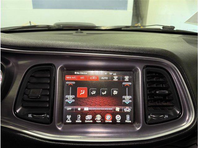Photo of 2015 Torred Clearcoat Dodge Challenger