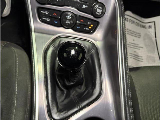 Photo of 2015 Torred Clearcoat Dodge Challenger