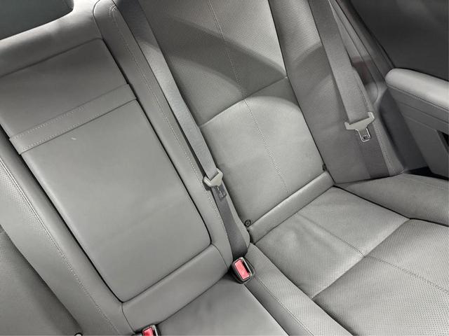 Photo of 2009 Silver Mercedes-Benz S-Class