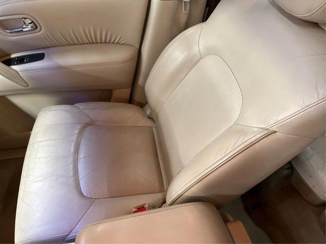 Photo of 2016 Smoky Quartz INFINITI QX80