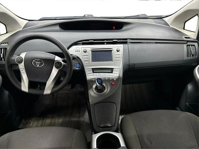 Photo of 2013 Classic Silver Metallic Toyota Prius