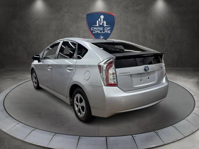 Photo of 2013 Classic Silver Metallic Toyota Prius
