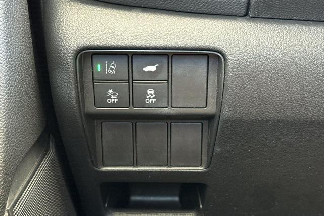 Photo of 2020 Platinum White Pearl Honda CR-V