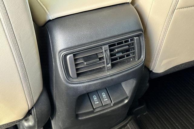 Photo of 2020 Platinum White Pearl Honda CR-V