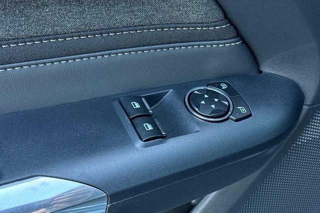 Photo of 2025 Vapor Blue Ford Mustang