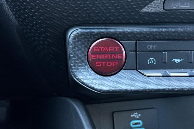 Photo of 2025 Vapor Blue Ford Mustang