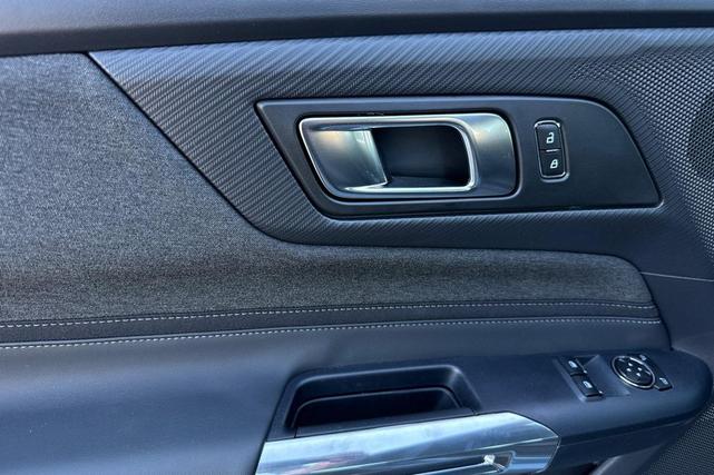 Photo of 2025 Vapor Blue Ford Mustang