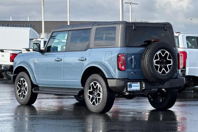 Photo of 2025 Azure Gray Metallic Tri-Coat Ford Bronco