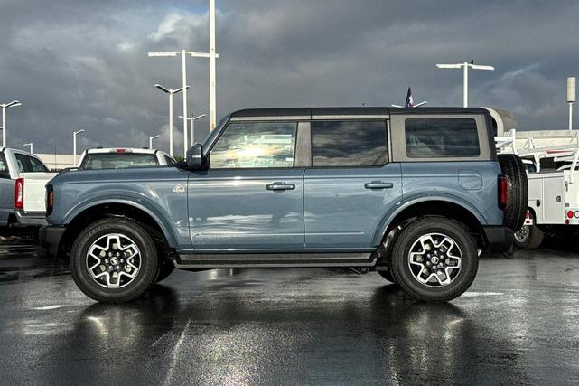 Photo of 2025 Azure Gray Metallic Tri-Coat Ford Bronco