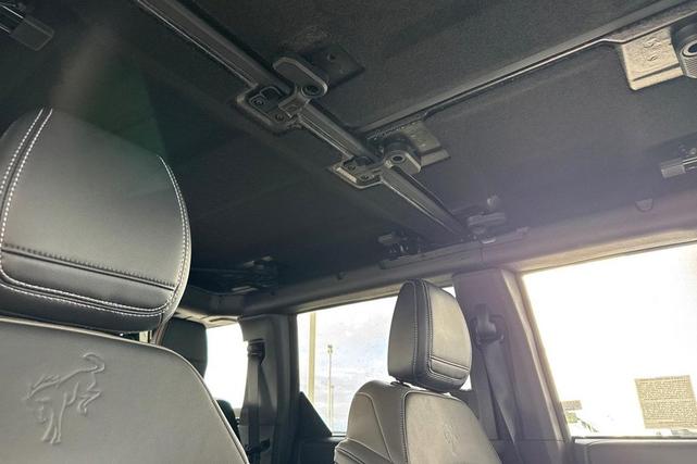 Photo of 2025 Azure Gray Metallic Tri-Coat Ford Bronco