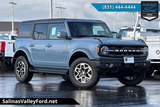 Photo of 2025 Azure Gray Metallic Tri-Coat Ford Bronco