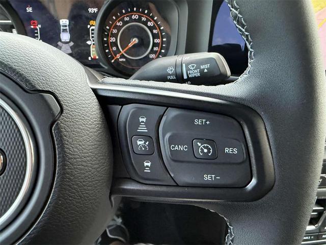 Photo of 2025 Black Clearcoat Jeep Gladiator