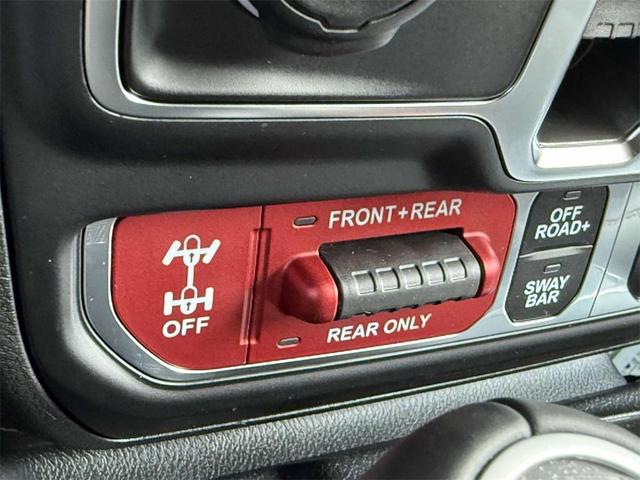Photo of 2025 Black Clearcoat Jeep Gladiator
