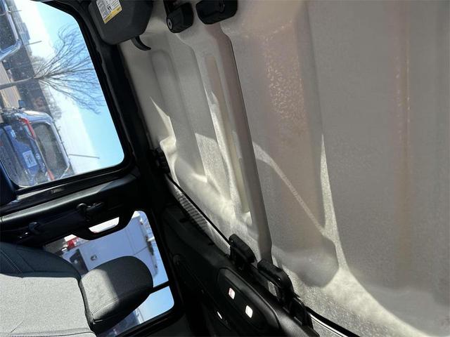 Photo of 2025 Granite Crystal Metallic Clearcoat Jeep Wrangler