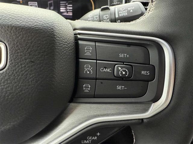 Photo of 2025 Baltic Gray Metallic Clearcoat Jeep Wagoneer