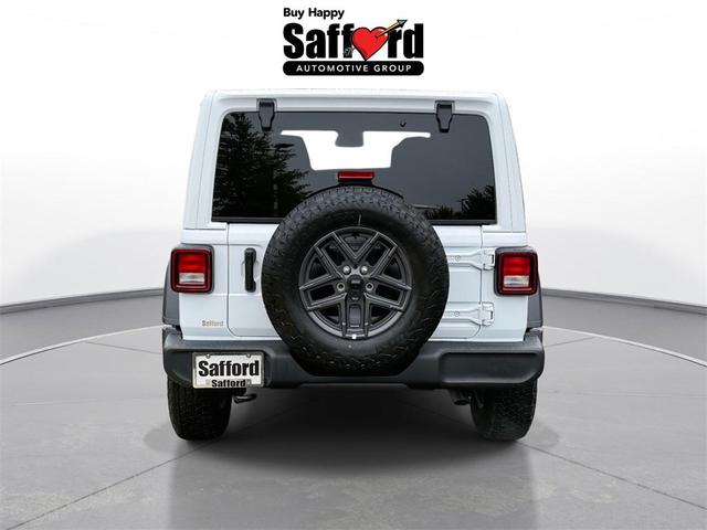 Photo of 2025 Bright White Clearcoat Jeep Wrangler