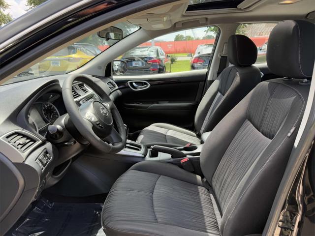 Photo of 2017 Super Black Nissan Sentra