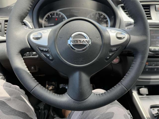 Photo of 2017 Super Black Nissan Sentra