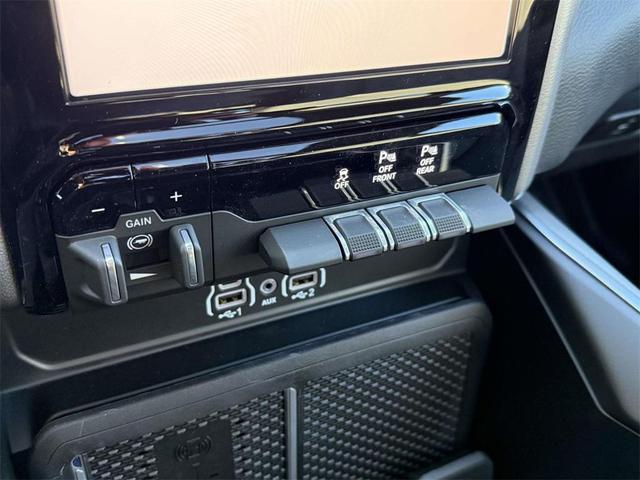 Photo of 2026 Granite Crystal Metallic Clearcoat RAM 1500