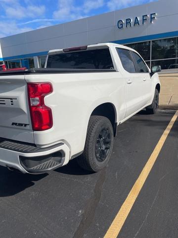 Photo of 2023 Summit White Chevrolet Silverado 1500