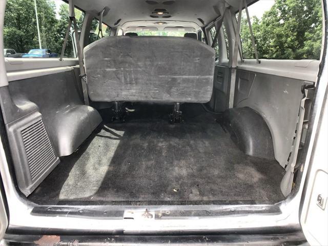 Photo of 2013 Oxford White Ford E150