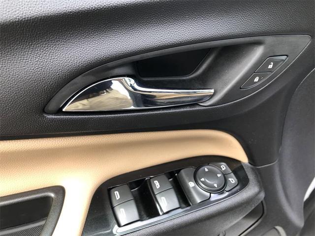 Photo of 2024 Summit White Chevrolet Equinox