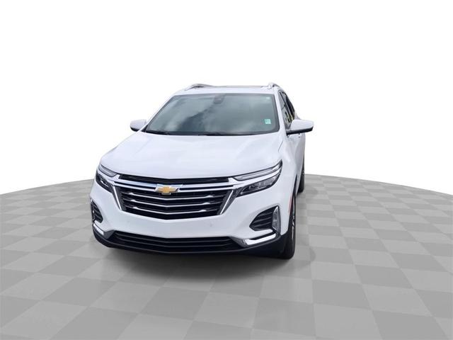 Photo of 2024 Summit White Chevrolet Equinox