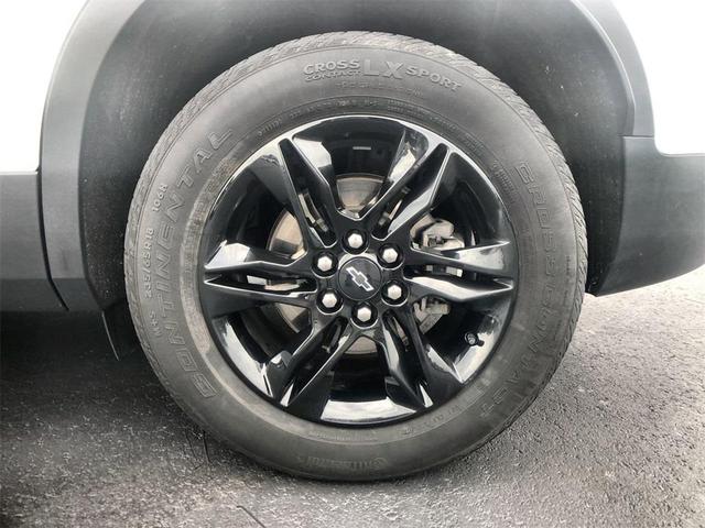 Photo of 2022 Summit White Chevrolet Blazer