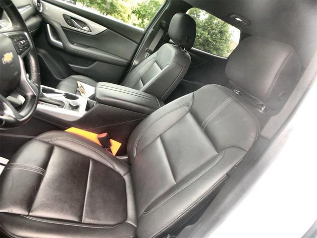 Photo of 2022 Summit White Chevrolet Blazer