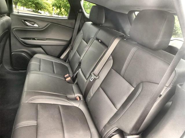 Photo of 2022 Summit White Chevrolet Blazer