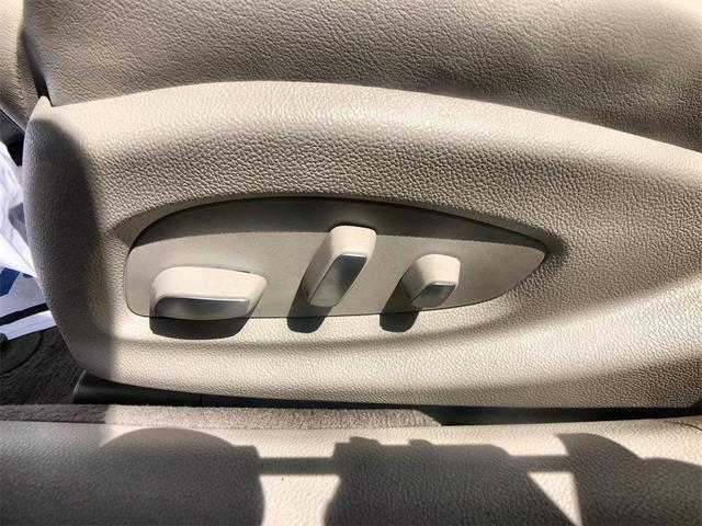 Photo of 2015 Silver Coast Metallic Cadillac XTS