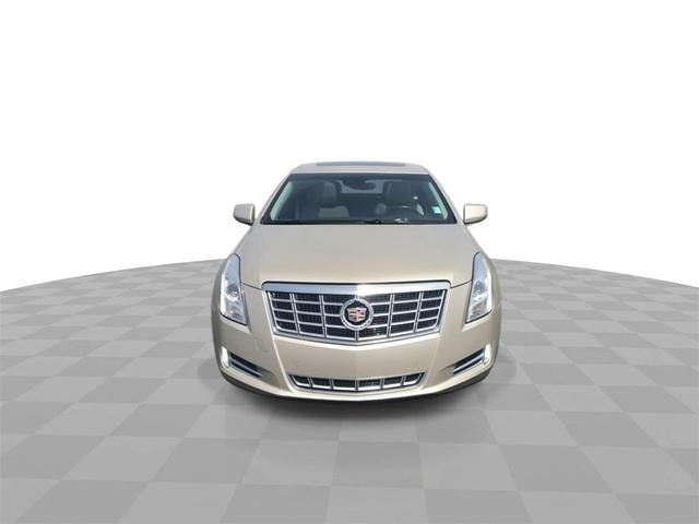 Photo of 2015 Silver Coast Metallic Cadillac XTS