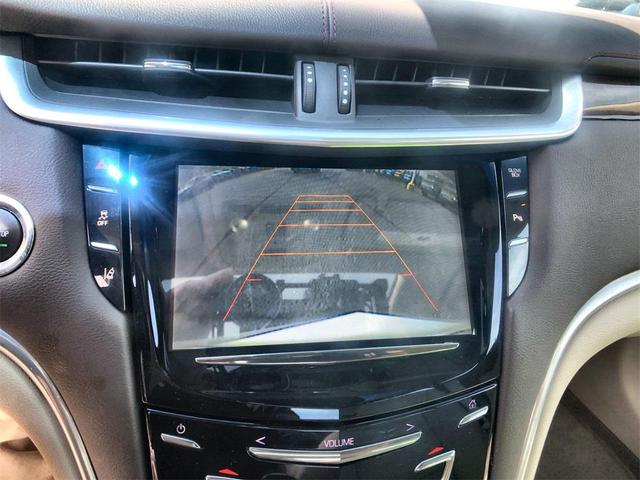 Photo of 2015 Silver Coast Metallic Cadillac XTS