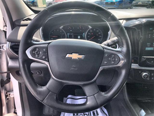 Photo of 2018 Summit White Chevrolet Traverse