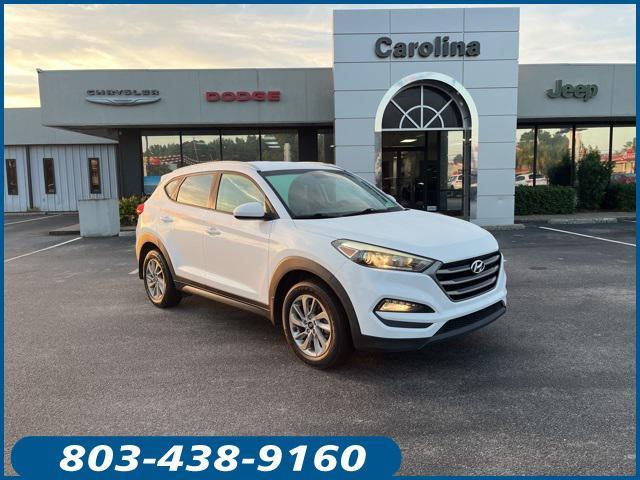Photo of 2016 Winter White Hyundai TUCSON